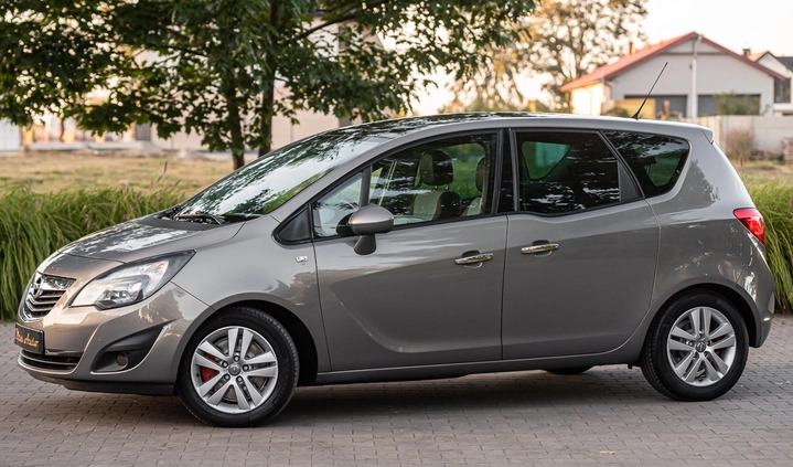 Opel Meriva cena 23900 przebieg: 188123, rok produkcji 2011 z Jeziorany małe 407